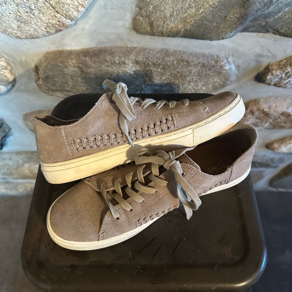 Toms Tan Casual Sneakers 8.5